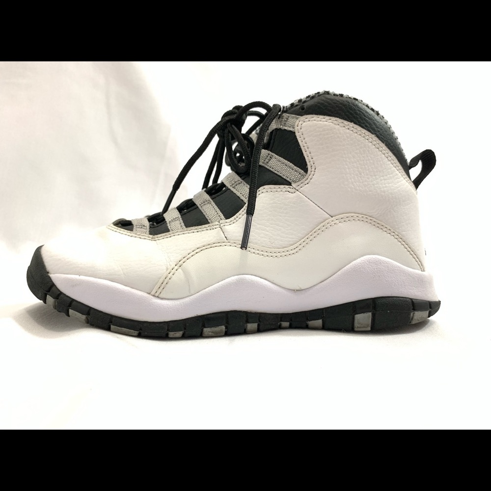 Air Jordan - Steele 10’s - sz 5Y